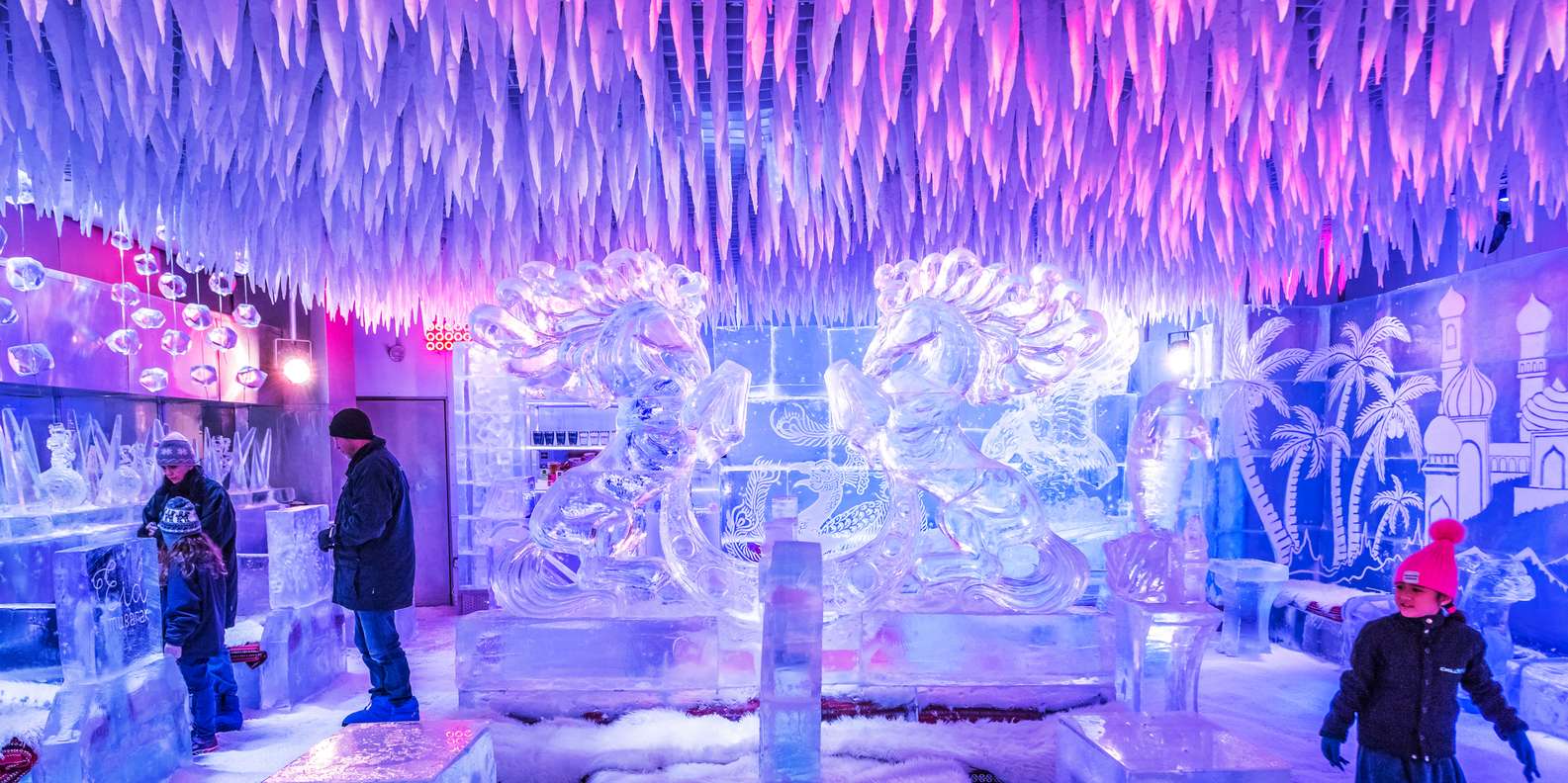 Chillout Ice Lounge